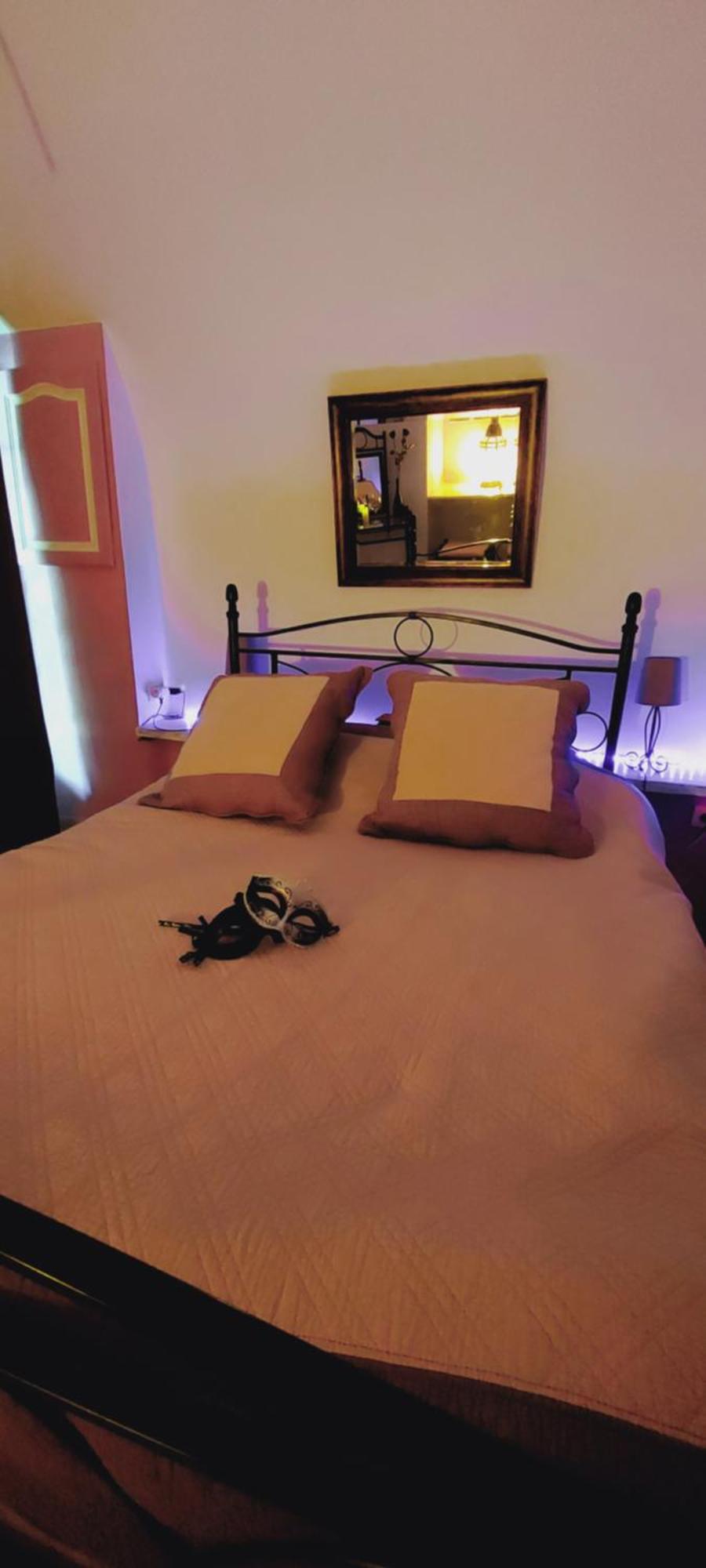 Chambre Love Romantique Avec Spa Privee Calvi  Esterno foto